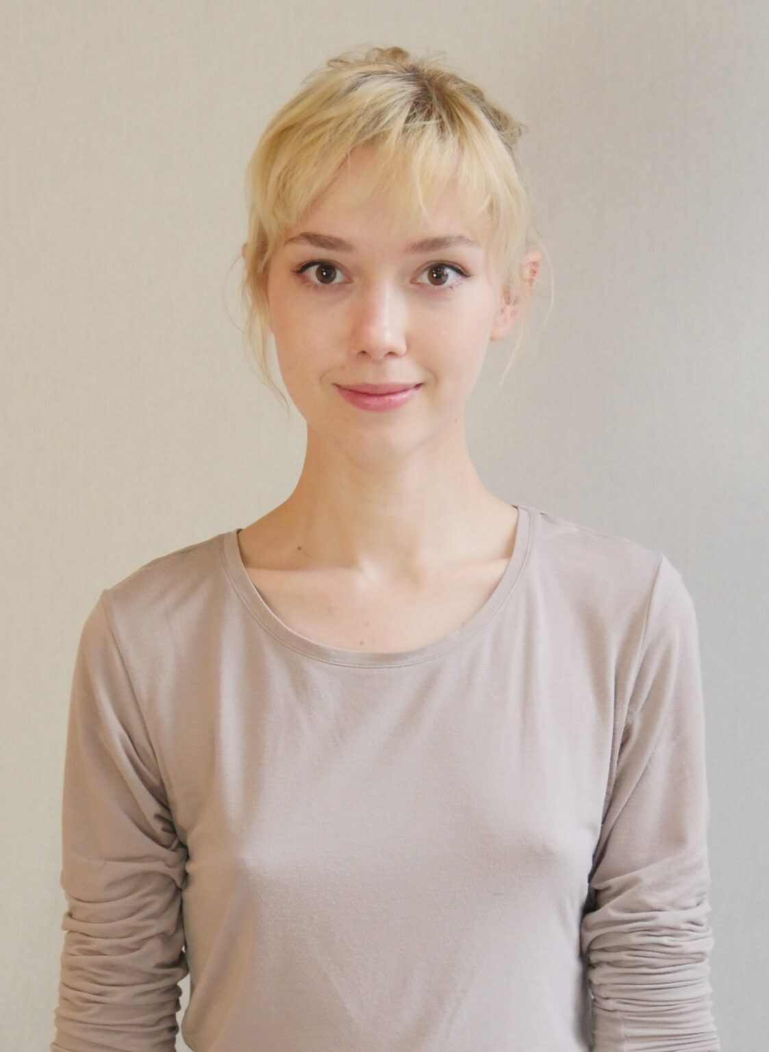 Alisa L profile portrait