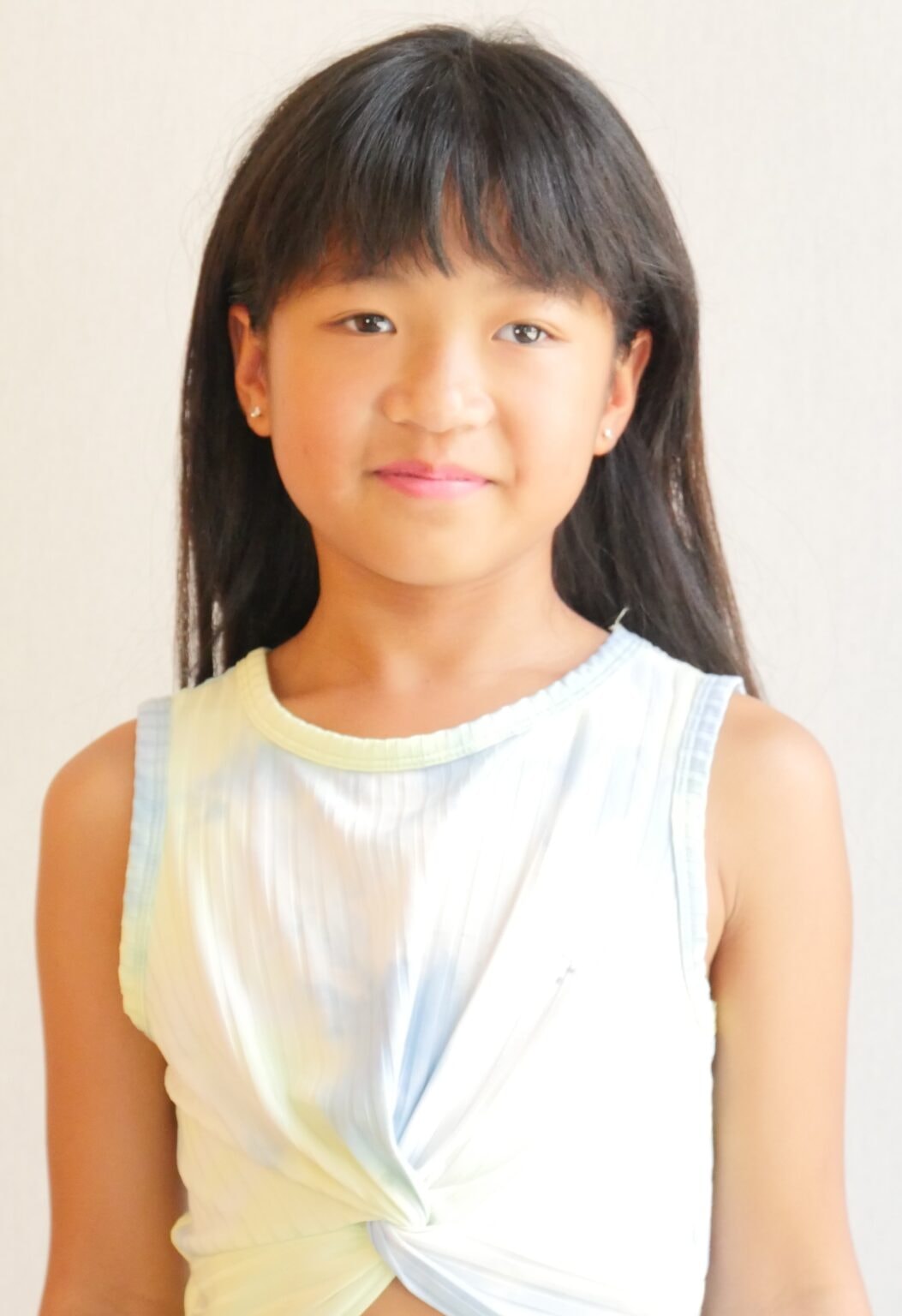 Yuuna profile portrait