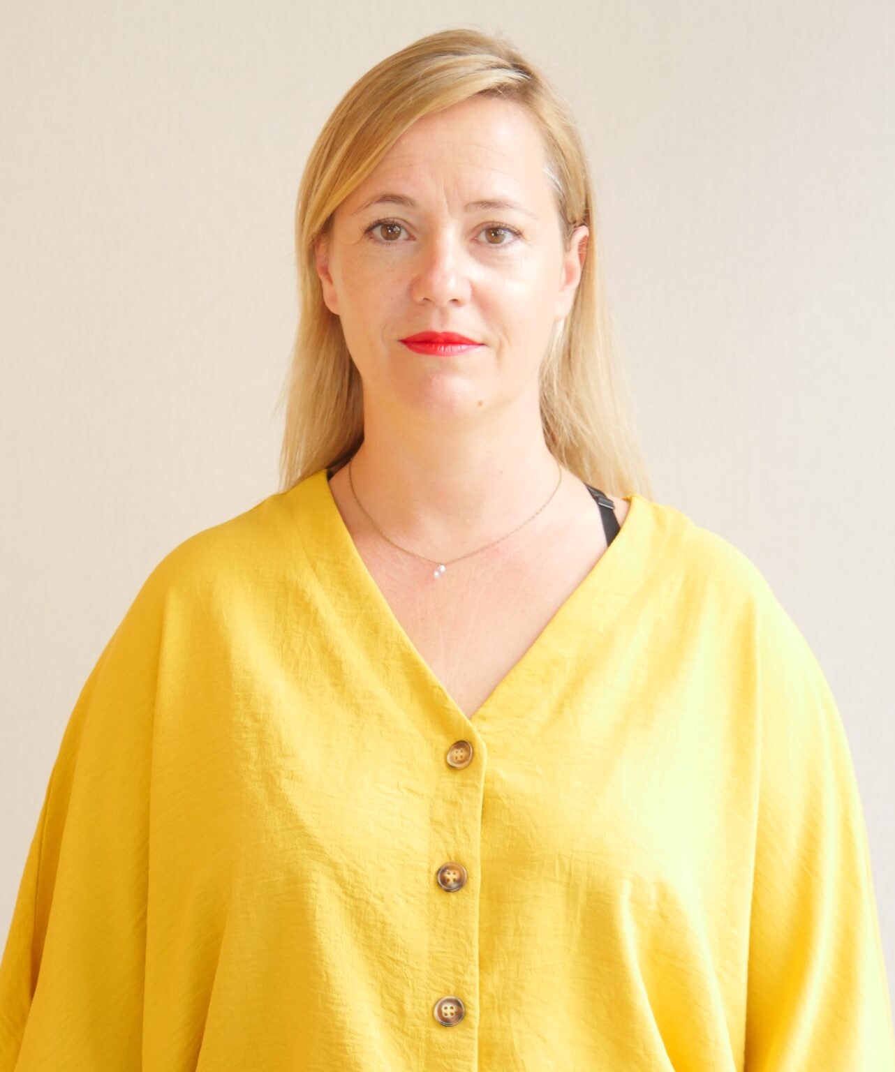 Sarah CH profile portrait
